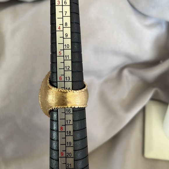 QVC Ring - Picture 6 of 11